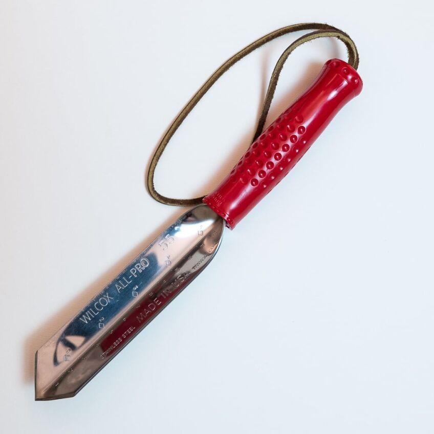 crocus trowel