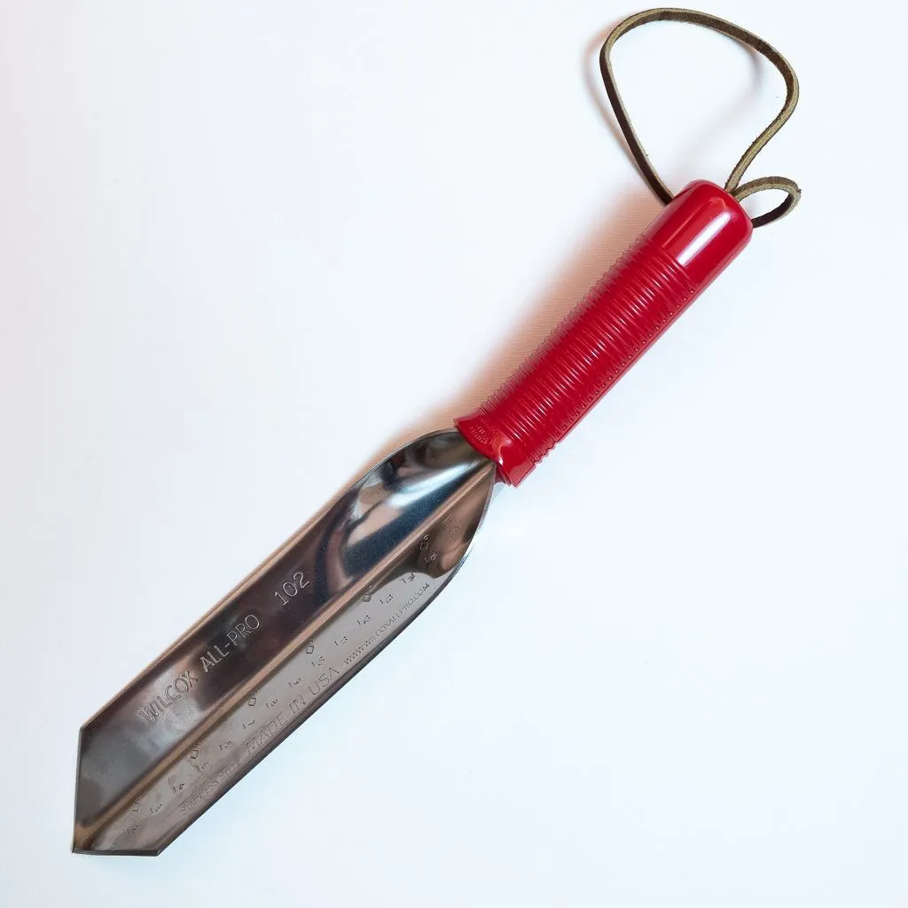 Tulip trowel